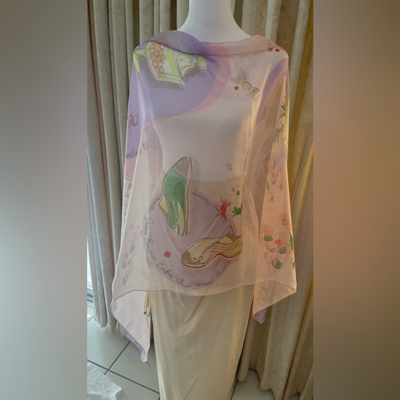 WINTER SPECIAL SALE ‼️ Authentic Vintage Chanel silk chiffon scarf! - Picture 14 of 16